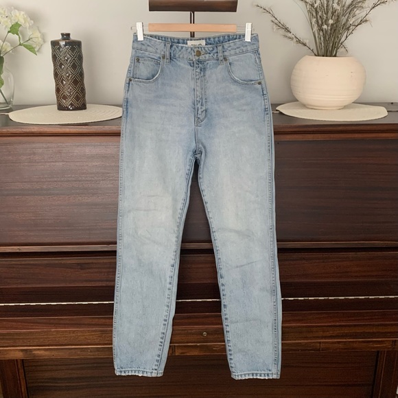 Rolla's Dusters High-Rise Relaxed Light-Wash Jean, Size 27 - Picture 2 of 12